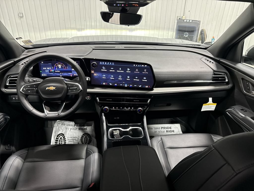 New 2027 Chevrolet Traverse LT w/ Driver Confidence Package FWD image 21