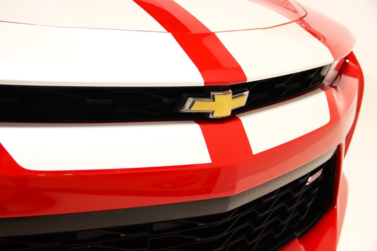 Used 2018 Chevrolet Camaro SS RWD image 30