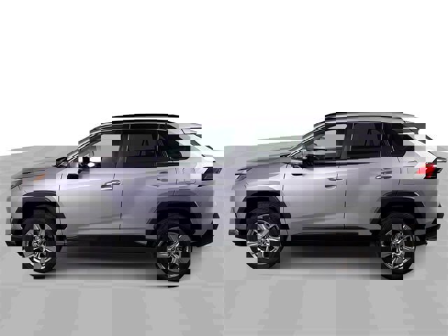 Used 2024 Toyota RAV4 XLE image 5
