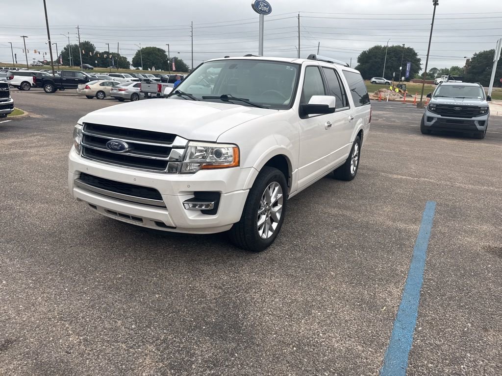 Used 2017 Ford Expedition EL Limited w/ Equipment Group 301A RWD image 5