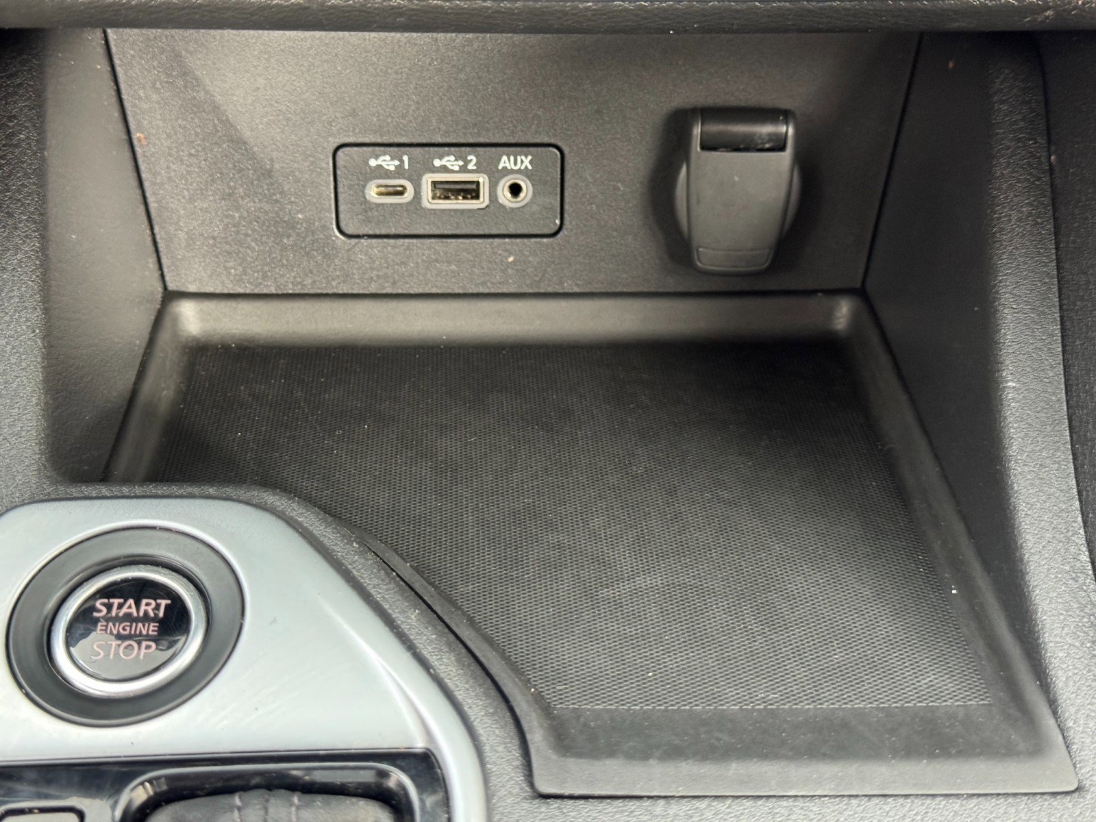 Used 2023 Nissan Sentra SV image 24