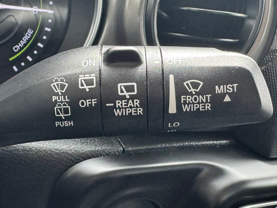 Used 2023 Jeep Wrangler Unlimited w/ Cold Weather Group AWD/4WD image 18