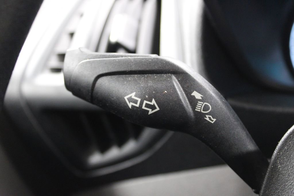 Used 2020 Ford Transit Connect XL image 29