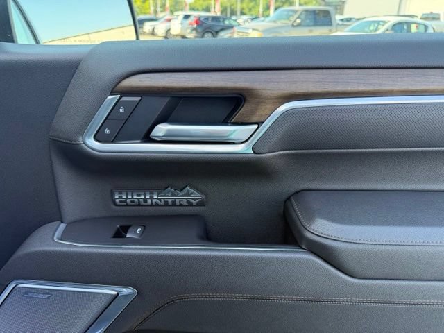 Certified 2026 Chevrolet Silverado 1500 High Country AWD/4WD image 30