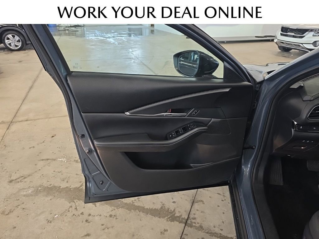 Used 2021 MAZDA CX-30 AWD 2.5 Turbo S image 20