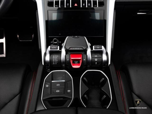 Used 2019 Lamborghini Urus AWD/4WD image 23