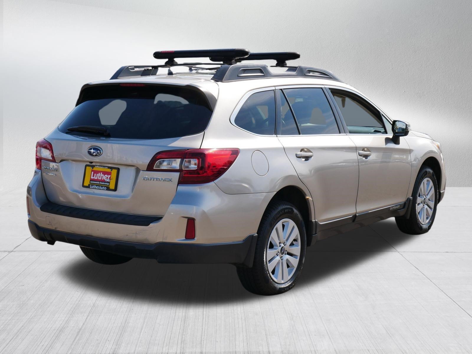 Used 2015 Subaru Outback 2.5i Premium AWD/4WD image 5