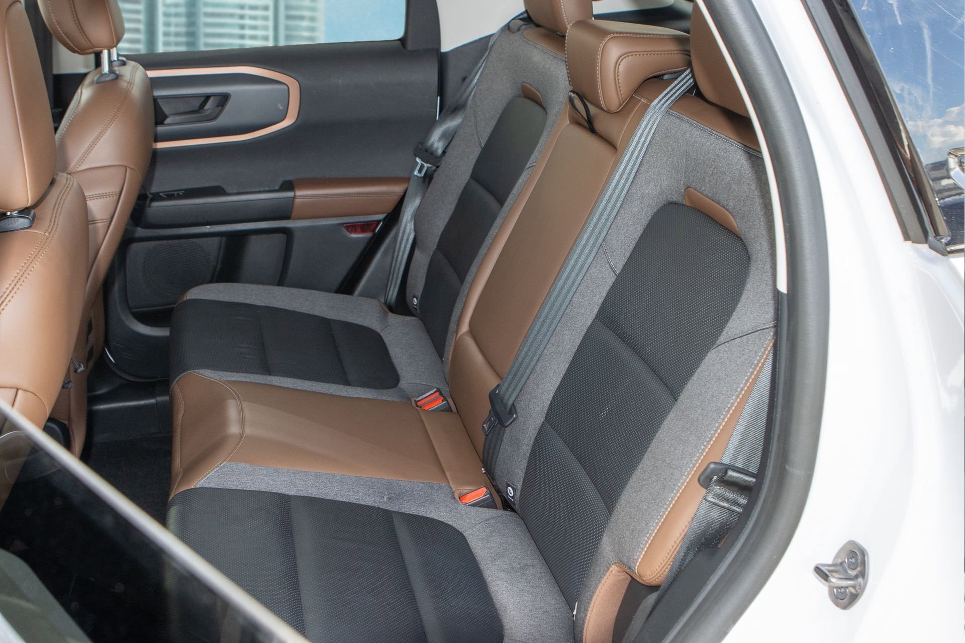 Used 2021 Ford Bronco Sport Outer Banks w/ Outer Banks Package (96D) image 16