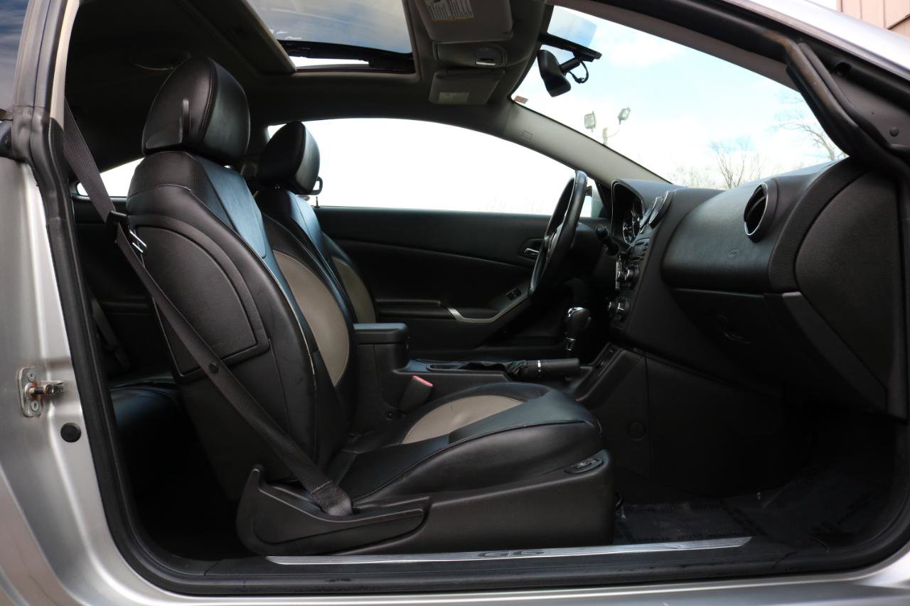 Used 2008 Pontiac G6 GXP w/ Sun And Sound Package image 34