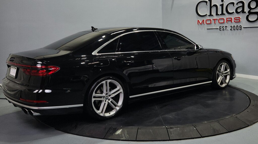 Used 2020 Audi S8 L w/ S8 Executive Package AWD/4WD image 12