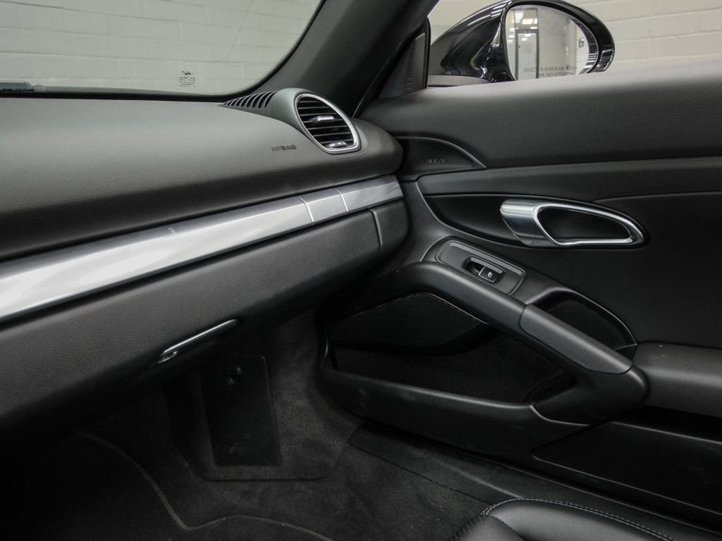 Used 2018 Porsche 718 Boxster RWD image 18