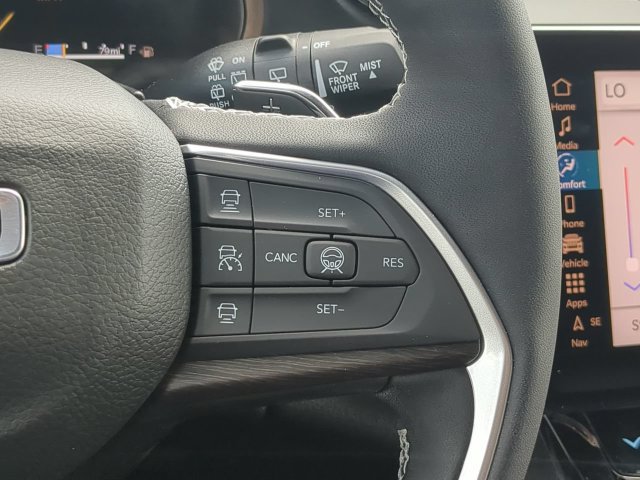 New 2027 Jeep Grand Cherokee L Limited RWD image 33