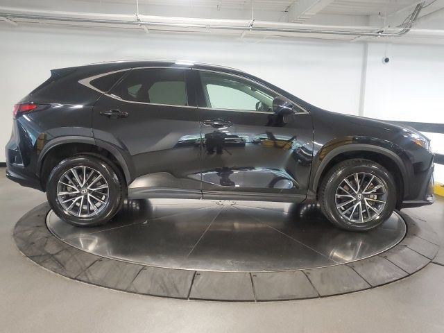 Used 2023 Lexus NX 350 AWD image 9