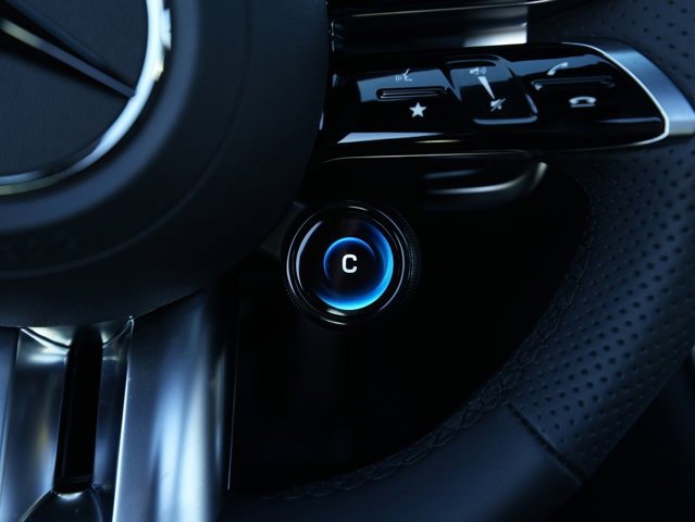 Certified 2025 Mercedes-Benz GLC 43 AMG 4MATIC image 28