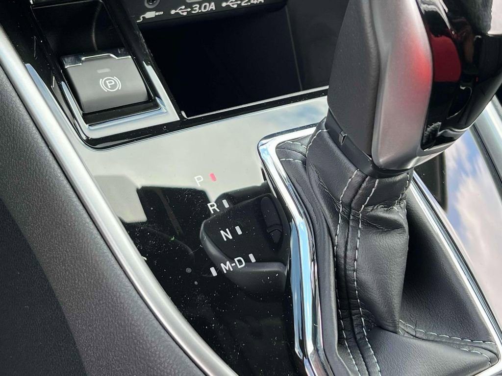 New 2025 Subaru Outback Limited image 11