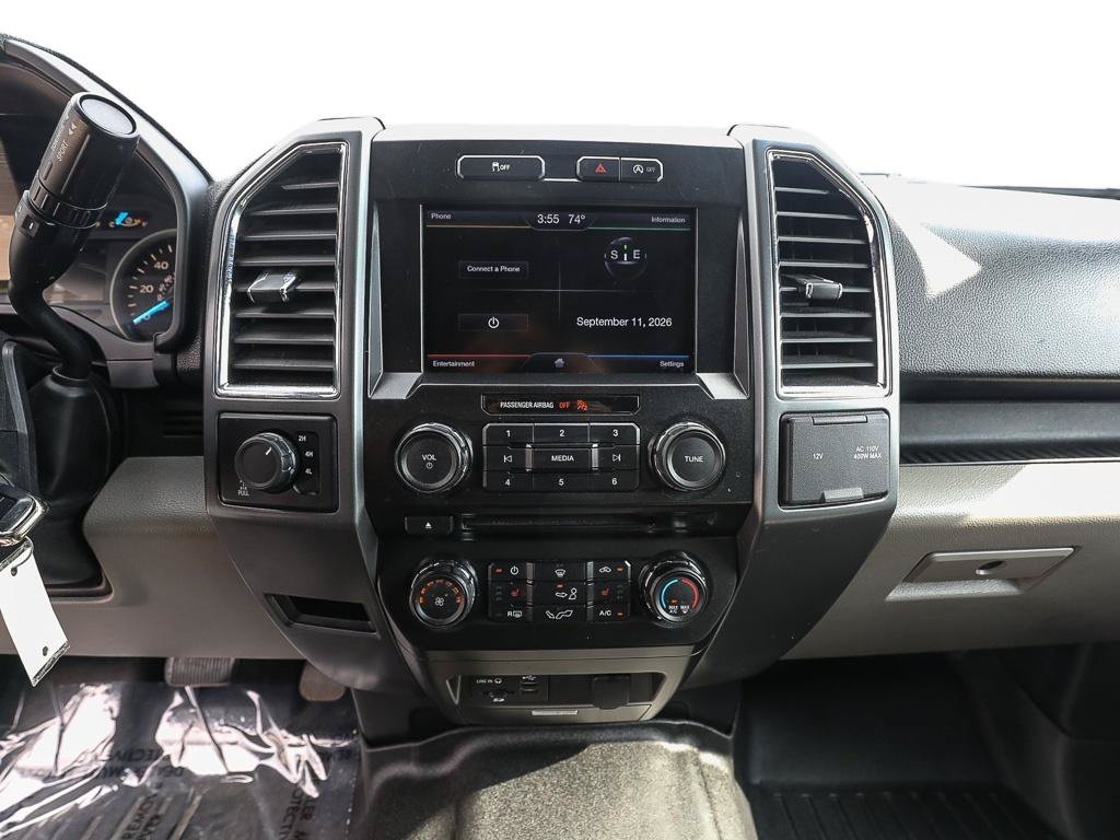 Used 2015 Ford F150 XLT w/ Equipment Group 302A Luxury AWD/4WD image 17