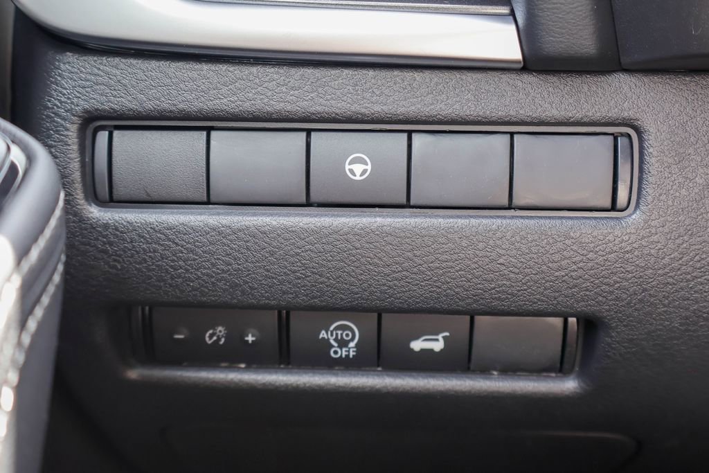 New 2026 Nissan Rogue SV image 15