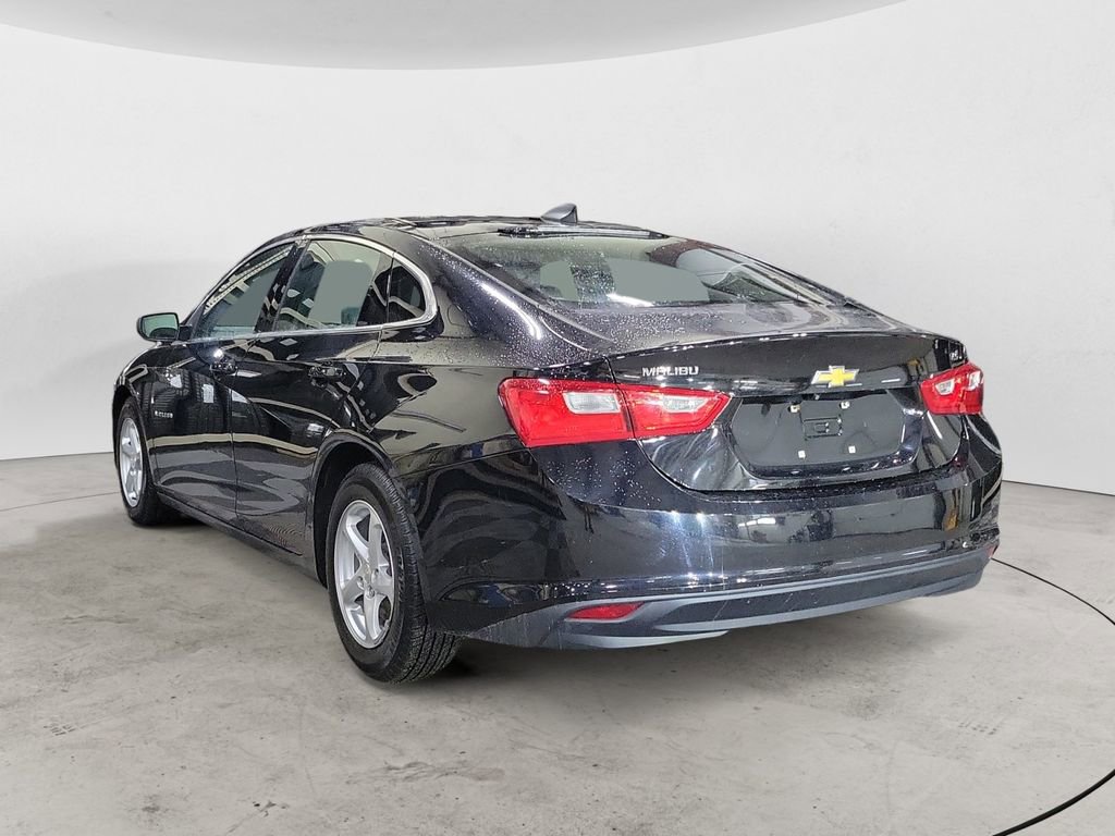 Used 2016 Chevrolet Malibu LS image 3