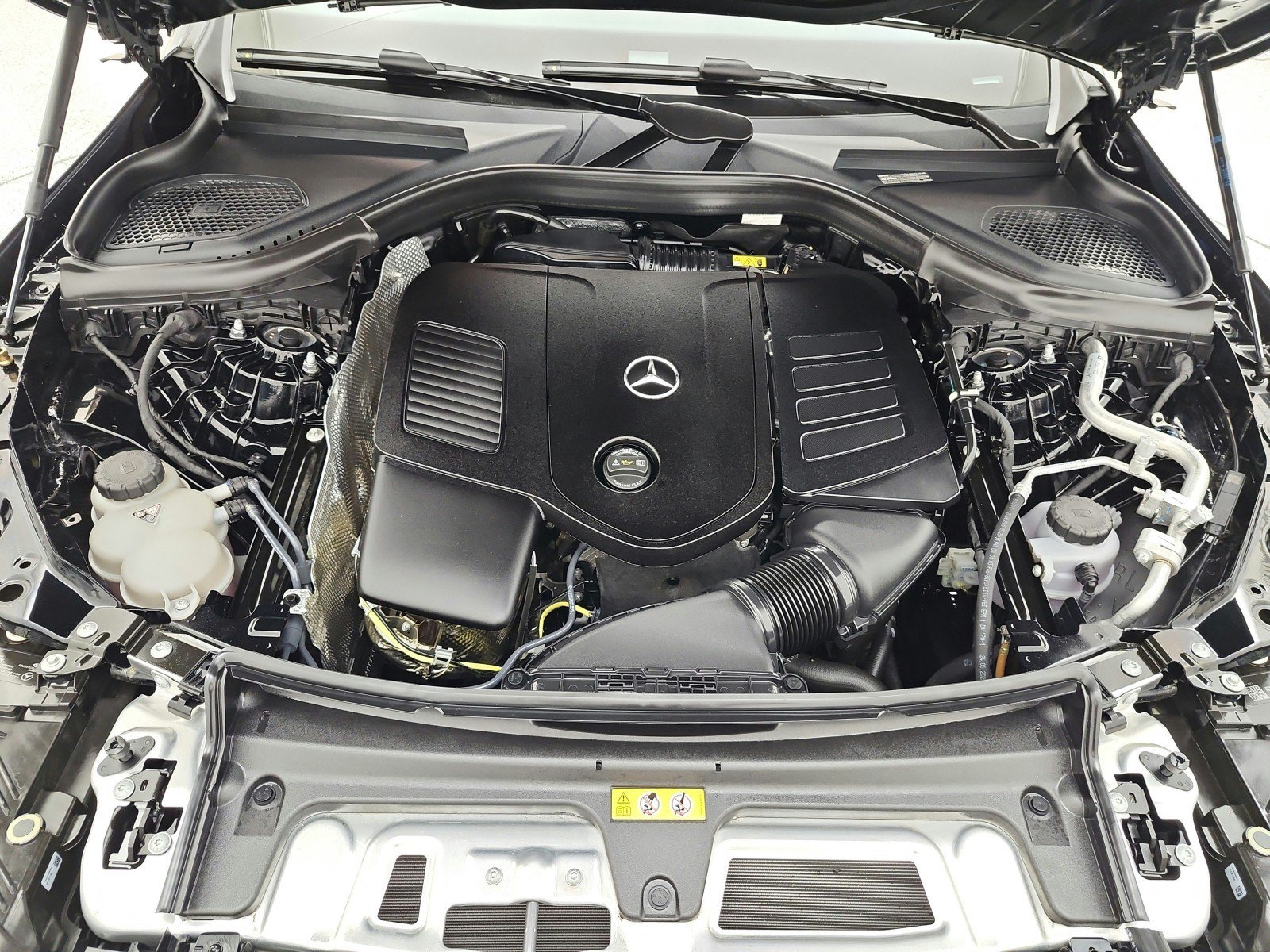 Certified 2026 Mercedes-Benz GLC 300 image 16