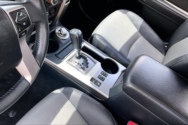 Used 2016 Toyota 4Runner 4WD image 18