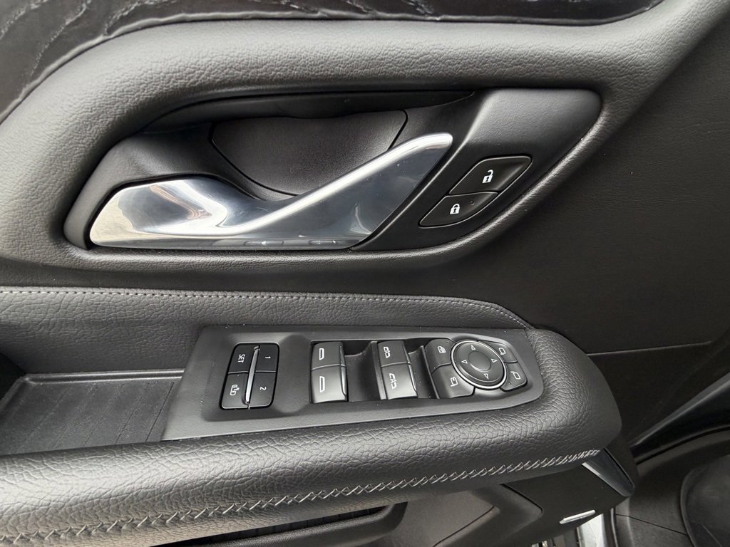 Used 2021 GMC Yukon Denali w/ Denali Ultimate Package image 13