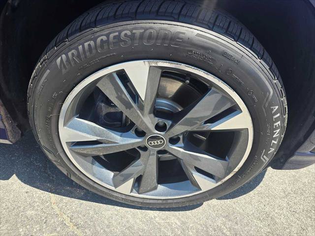 Used 2023 Audi Q4 e-tron Premium Plus w/ Premium Plus AWD/4WD image 9