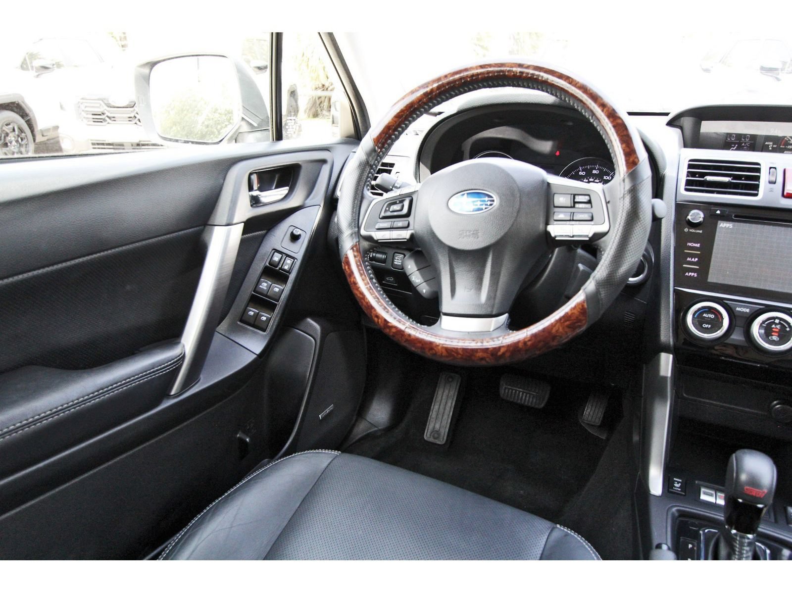 Used 2016 Subaru Forester 2.0XT Touring w/ Eyesight & Navigation System AWD/4WD image 7
