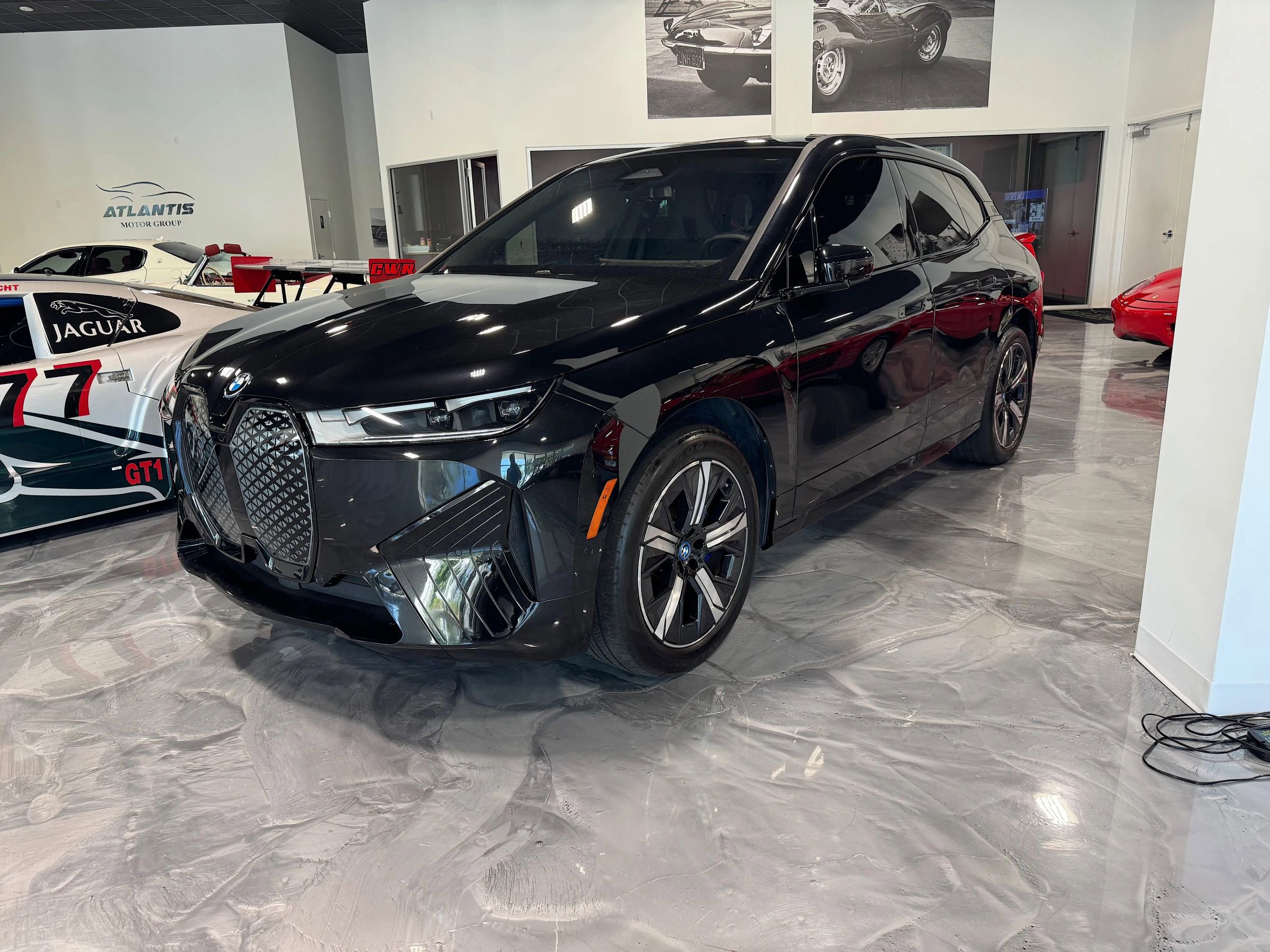 Used 2023 BMW iX xDrive50 w/ Sport Package image 2