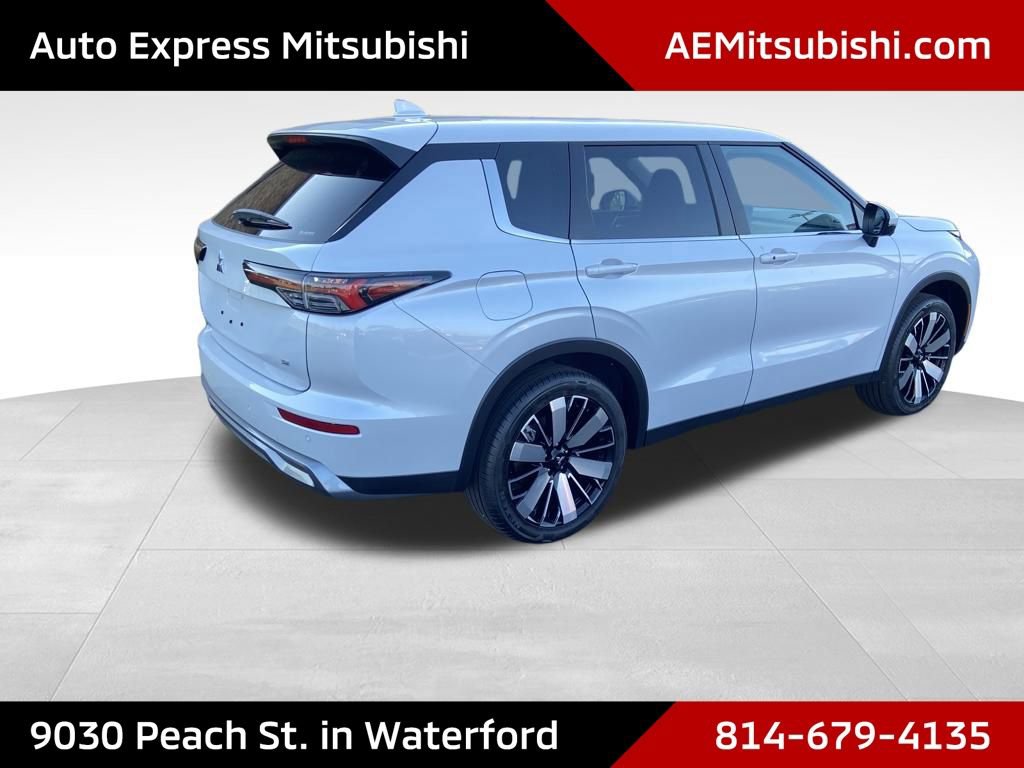 New 2026 Mitsubishi Outlander SE image 7