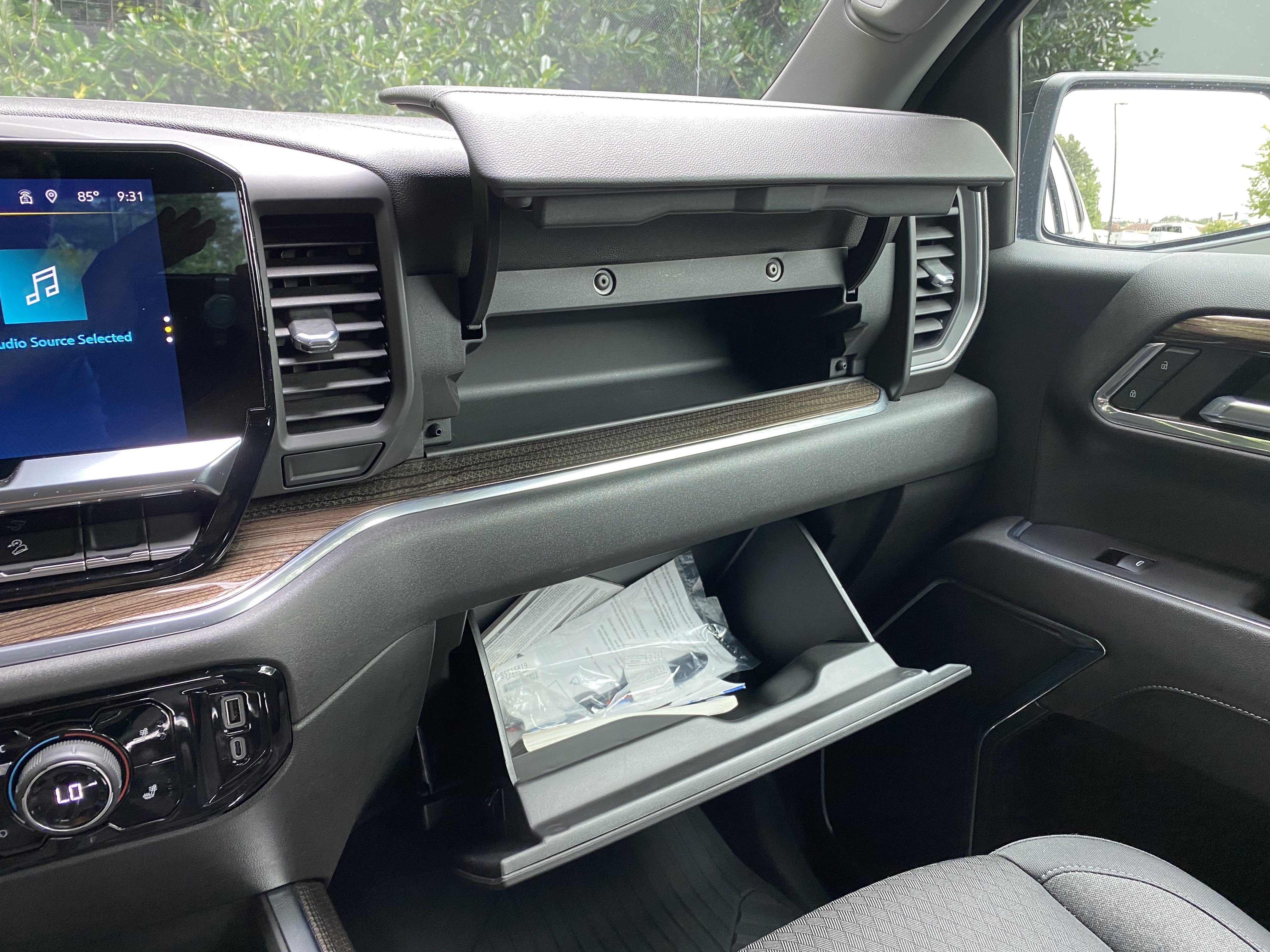 Used 2023 Chevrolet Silverado 1500 RST AWD/4WD image 32