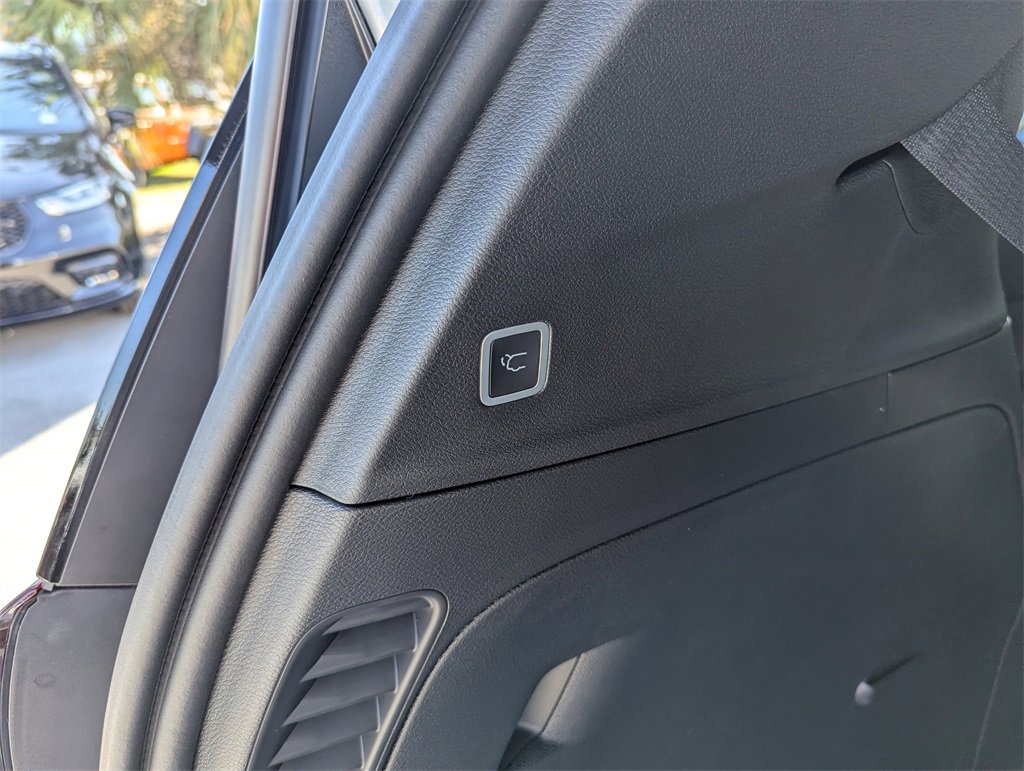 New 2026 Chrysler Pacifica Limited image 33