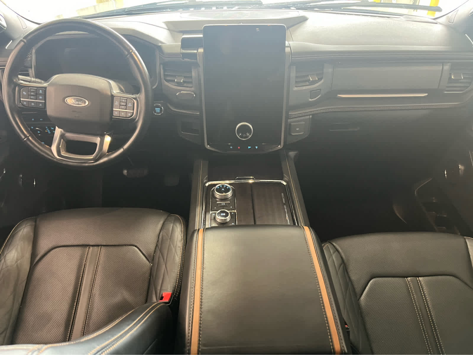Used 2023 Ford Expedition Platinum image 7