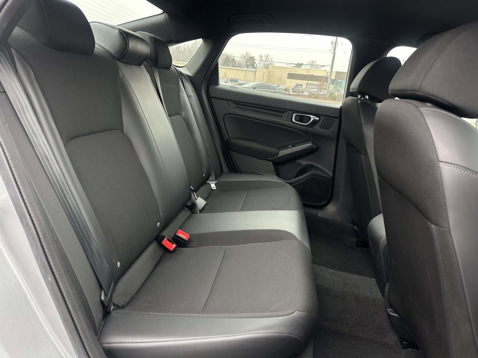 Used 2023 Honda Civic Sport image 11