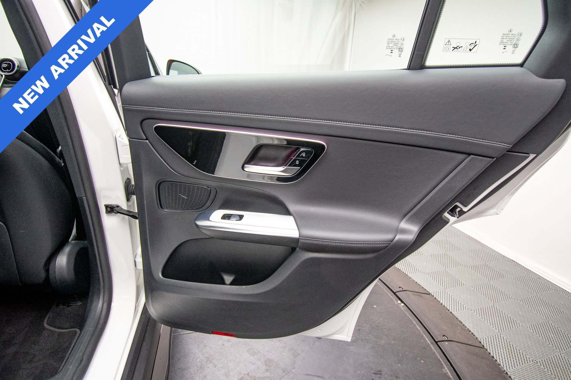 Used 2025 Mercedes-Benz GLC 43 AMG 4MATIC image 37