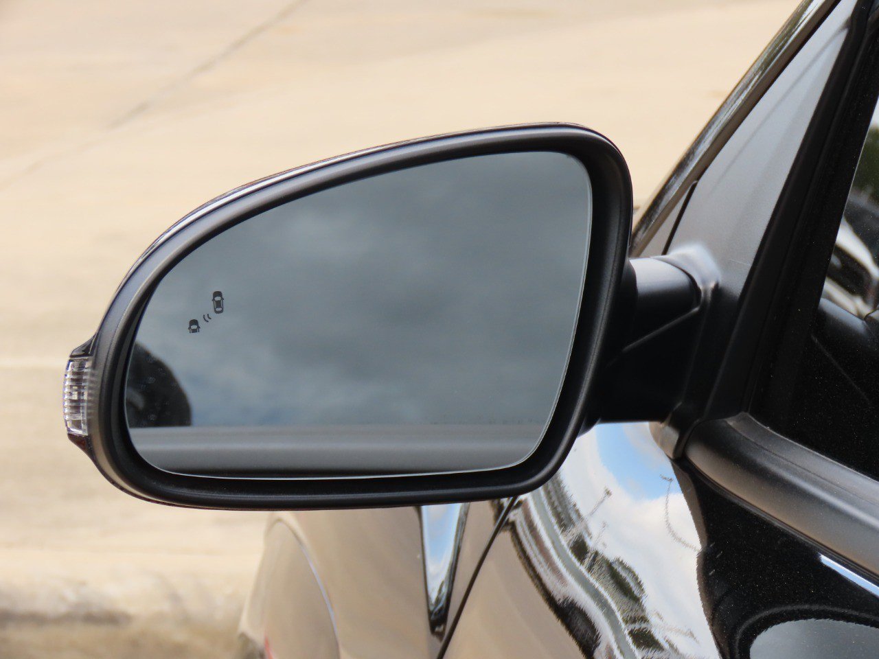 Used 2023 Hyundai Kona N image 36