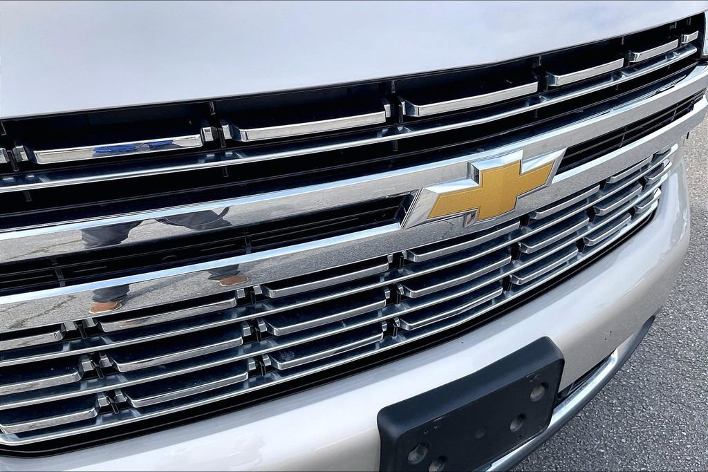 Used 2024 Chevrolet Tahoe Premier AWD/4WD image 28