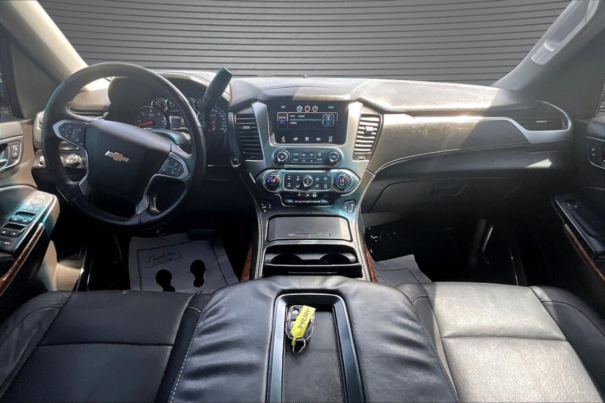 Used 2015 Chevrolet Tahoe LTZ AWD/4WD image 7