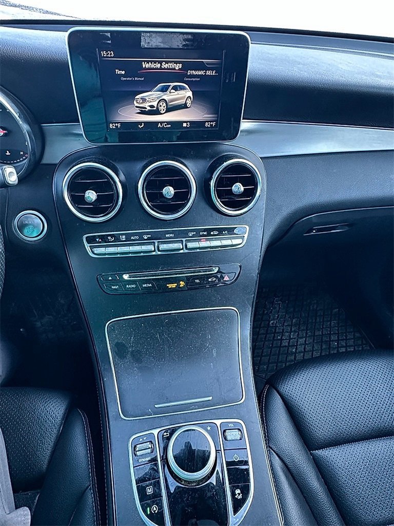 Used 2019 Mercedes-Benz GLC 300 4MATIC image 8