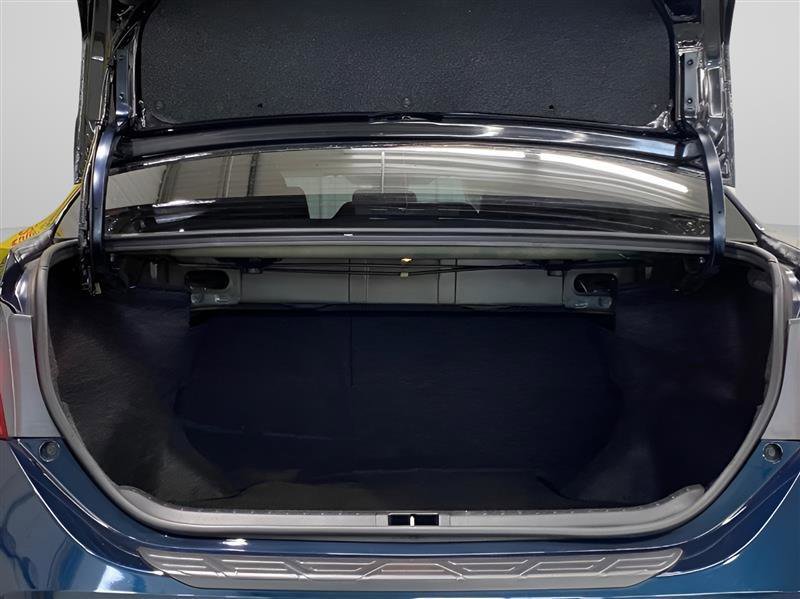 Used 2018 Toyota Corolla SE w/ Carpet Mat Package (TMS) FWD image 21