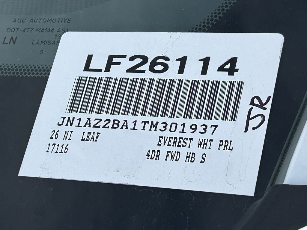 New 2026 Nissan Leaf w/ Illuminated Package image 21