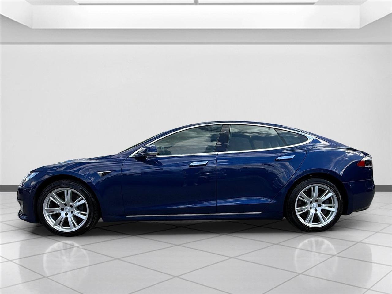 Used 2020 Tesla Model S Long Range AWD/4WD image 2