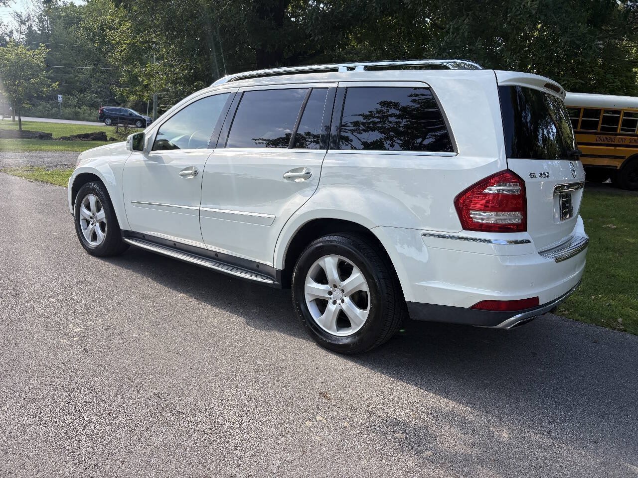 Used 2012 Mercedes-Benz GL 450 4MATIC w/ Premium 1 Pkg image 11