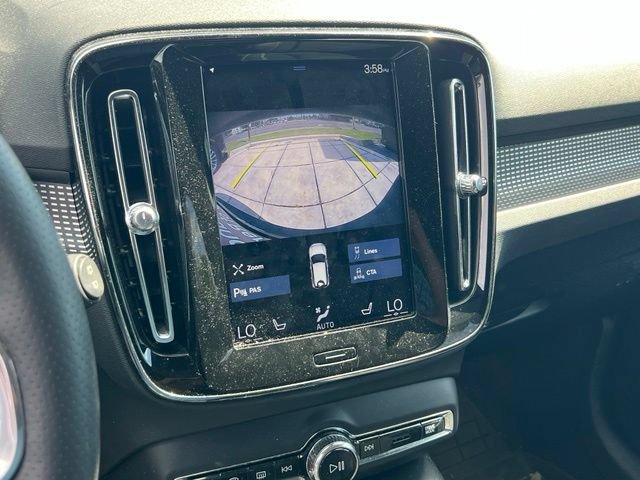Used 2020 Volvo XC40 T5 R-Design AWD/4WD image 19