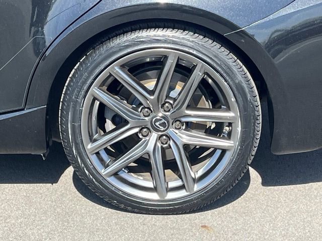 Used 2020 Lexus IS 350 F Sport w/ F Sport Package RWD image 12