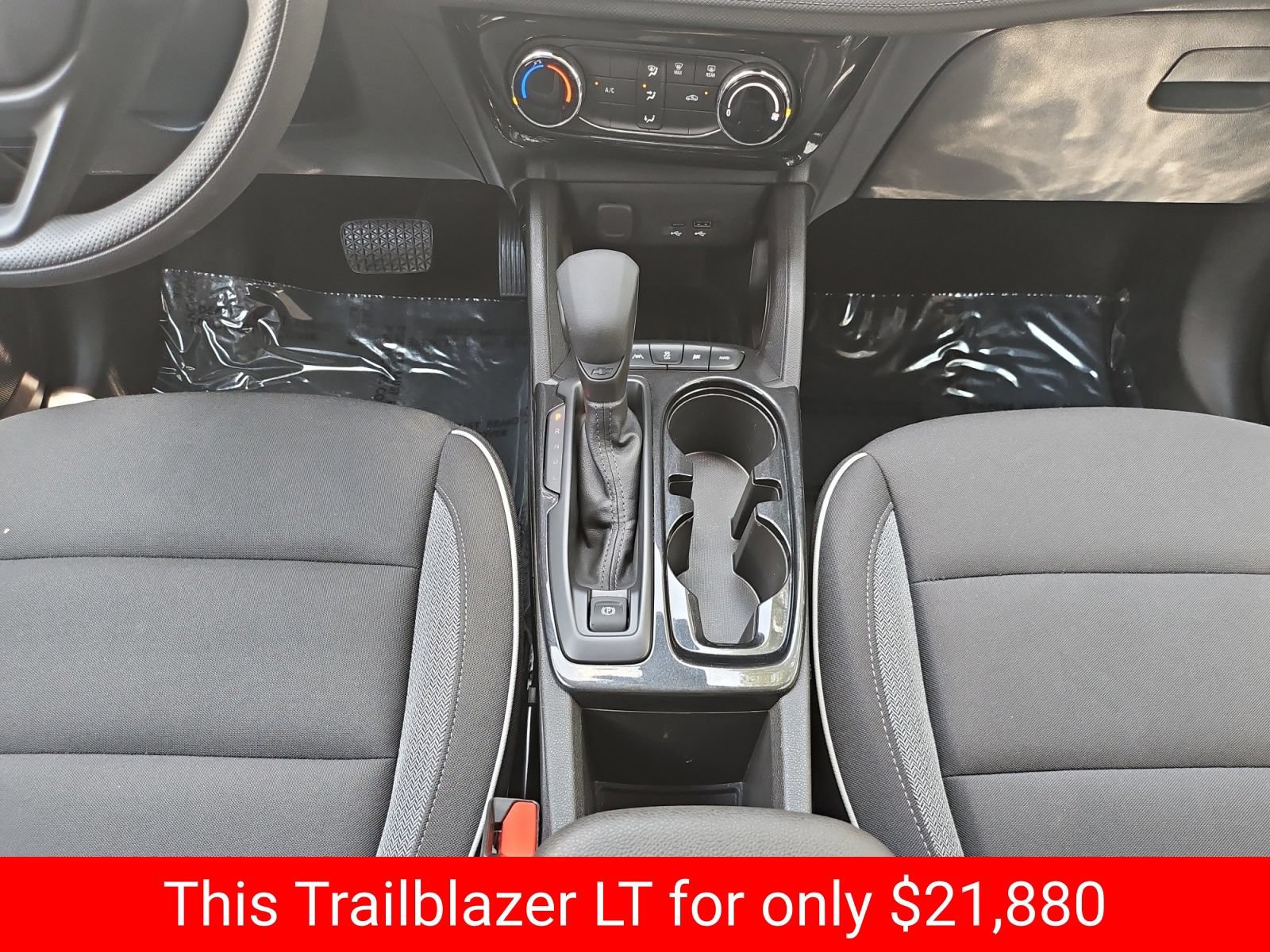 Used 2025 Chevrolet TrailBlazer LT AWD/4WD image 31