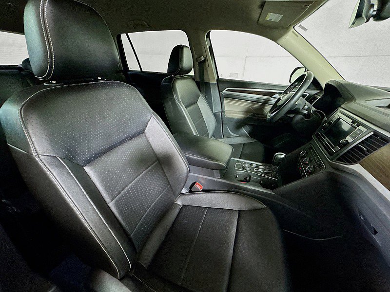 Used 2023 Volkswagen Atlas SE image 28