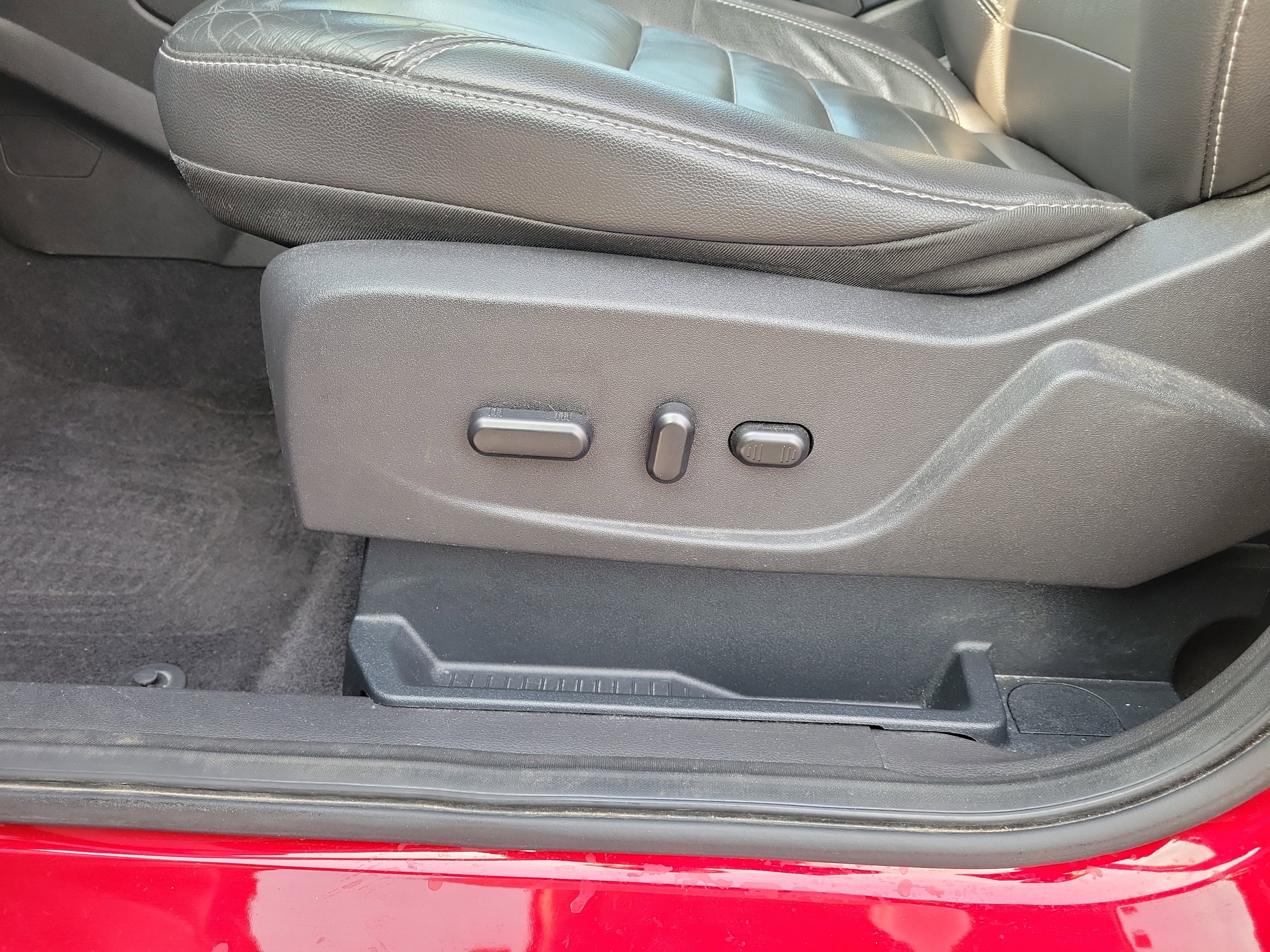 Used 2016 Ford Escape Titanium AWD/4WD image 20