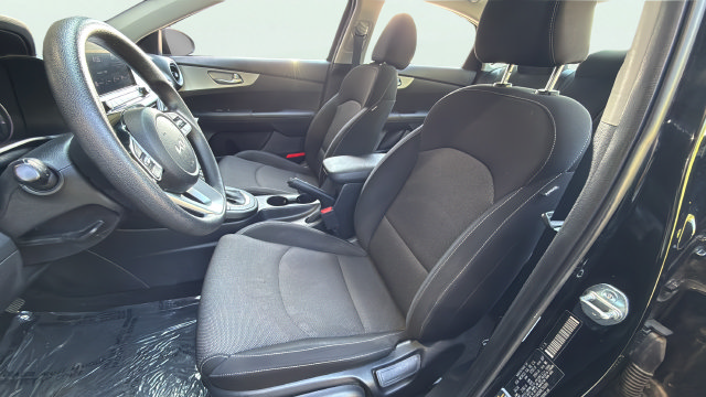 Used 2024 Kia Forte LXS FWD image 13