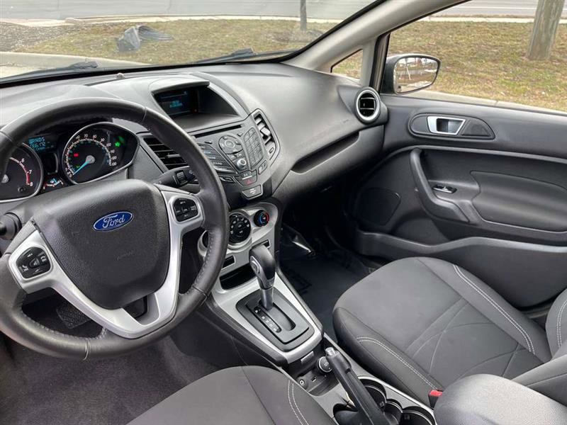 Used 2016 Ford Fiesta SE image 56