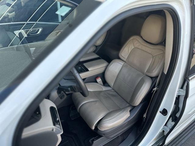 Used 2023 Lincoln Navigator L Reserve image 12